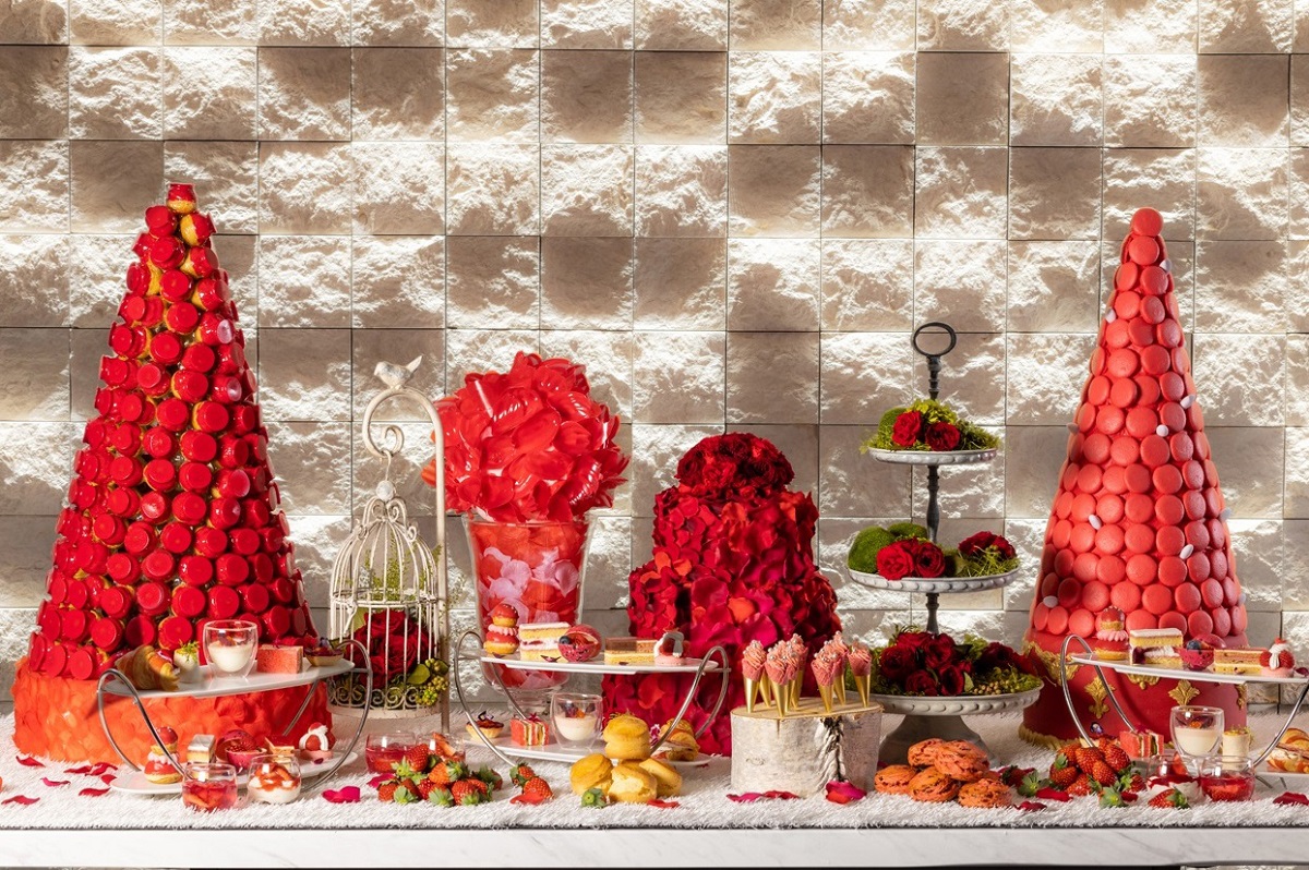 【グランド ハイアット 東京】いちごとバラの「真っ赤」なアフタヌーンティーが登場