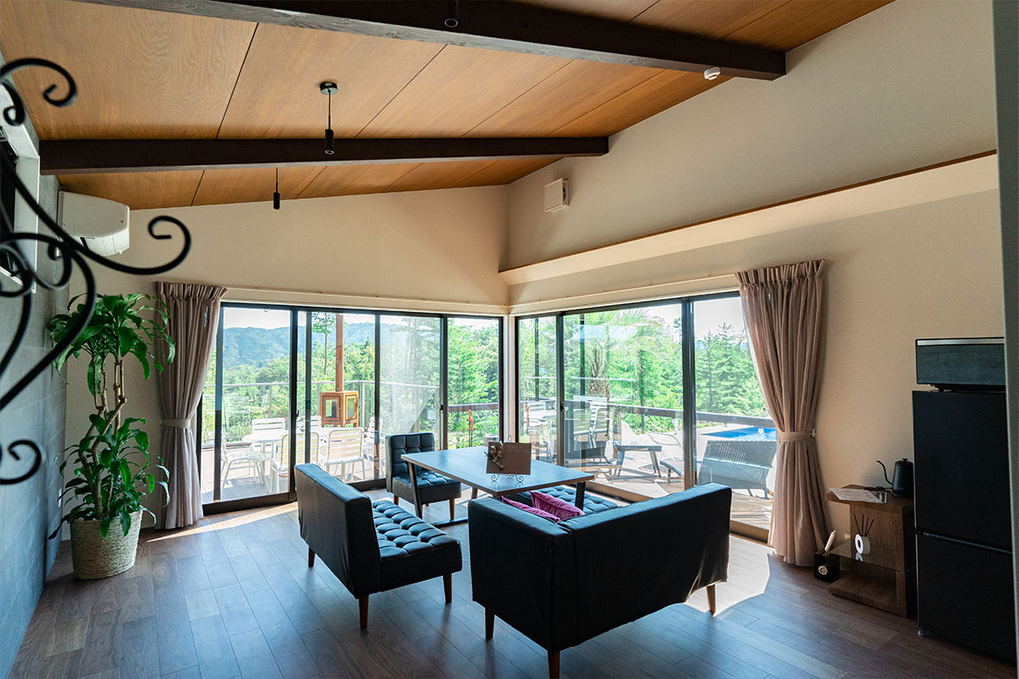 室内面積：62.9㎡ 定員：6名