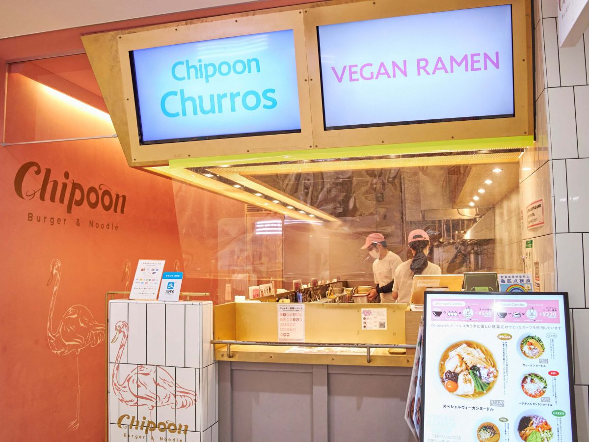 メニューをプロデュースしたのは、銀座にある中華の名店「Renge equriosity（レンゲ エキュリオシティ）」のオーナーシェフ・西岡英俊さん