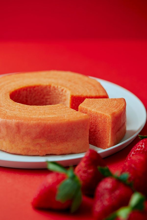 「CHOCOLATE BANKバウムクーヘン あまおう」2376円