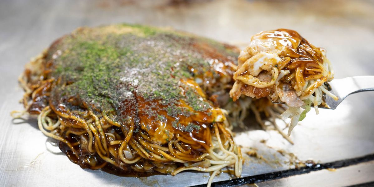 広島名物”ウニクレソン”発祥のお好み焼店「ひろしま 丸かじり中ちゃん」