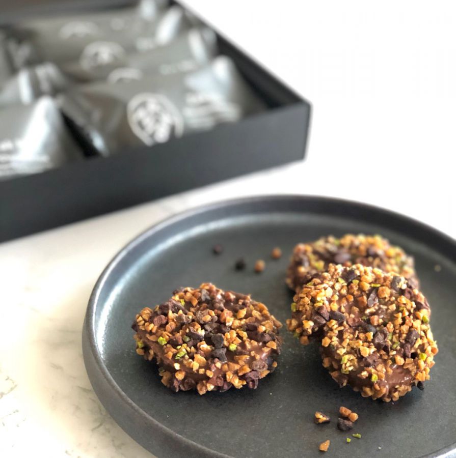 「ザクニブ」（12袋入り）2160円