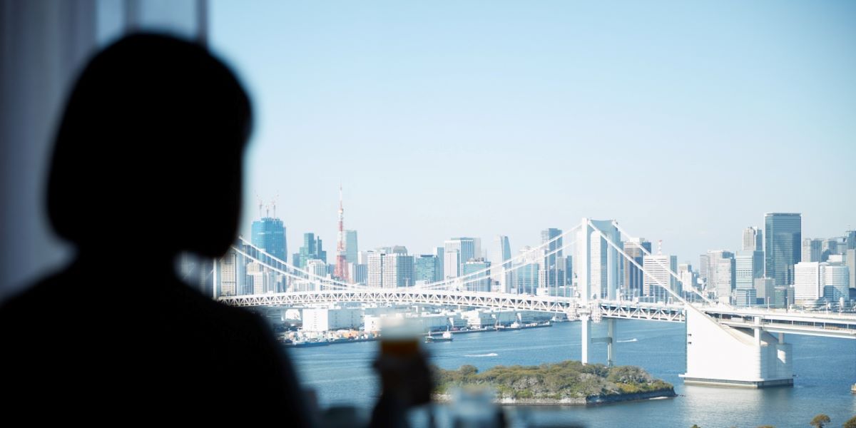 【グランドニッコー東京 台場】「＃おひとりさまバースデー」プラン登場！レインボーブリッジを望むスイートルームで過ごす贅沢時間