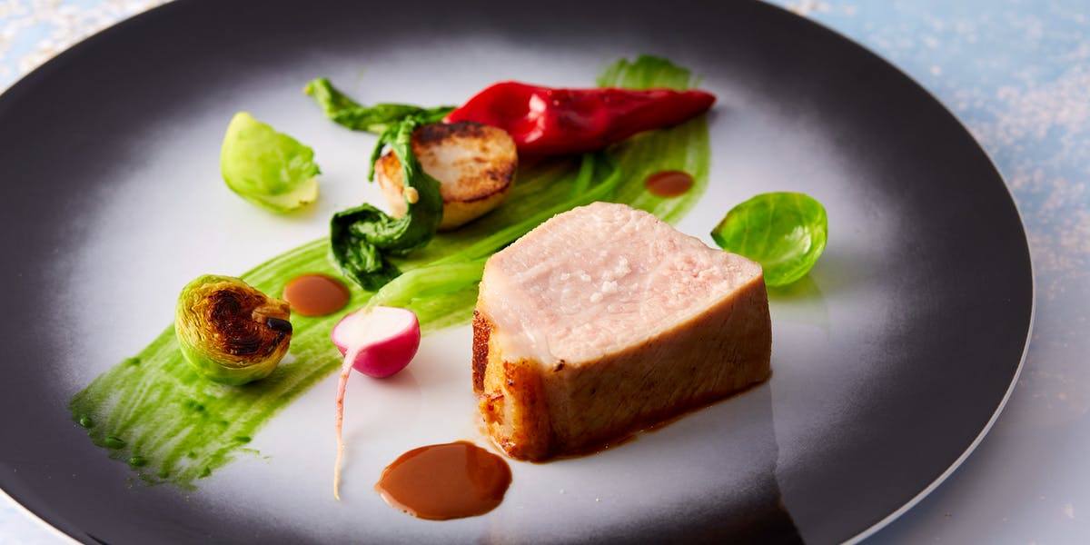 丹波鶏のバロティーヌ　エシャロットのコンディマン