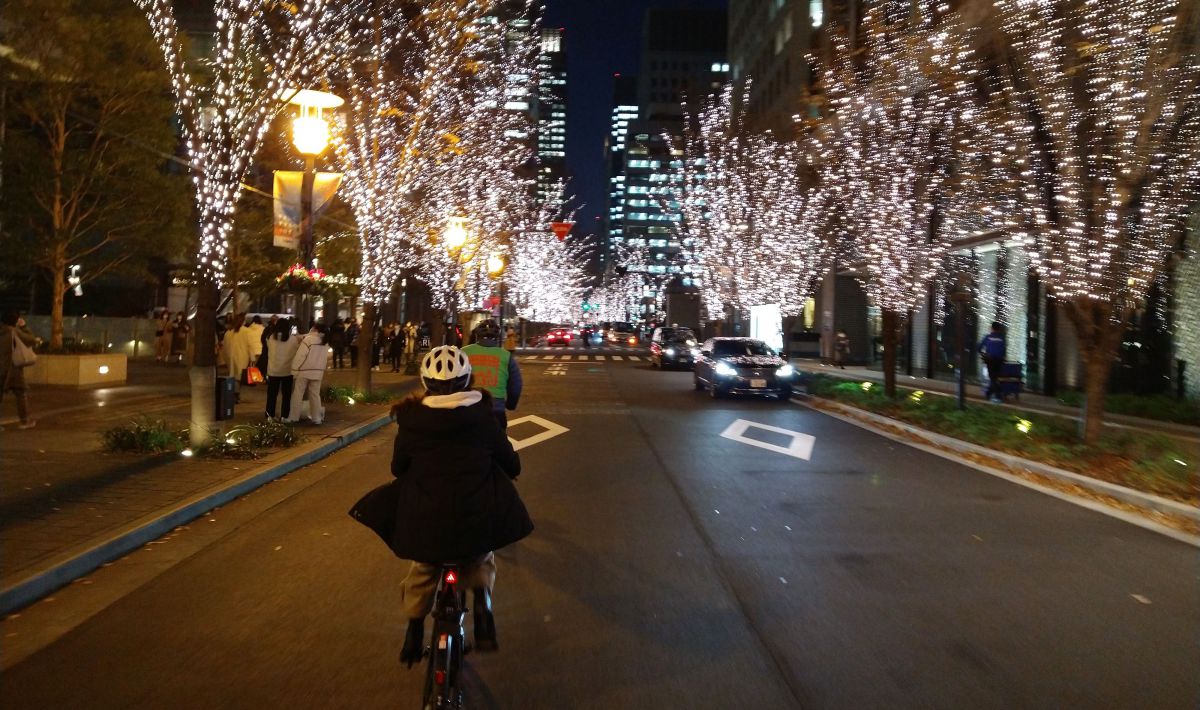 丸の内イルミネーション