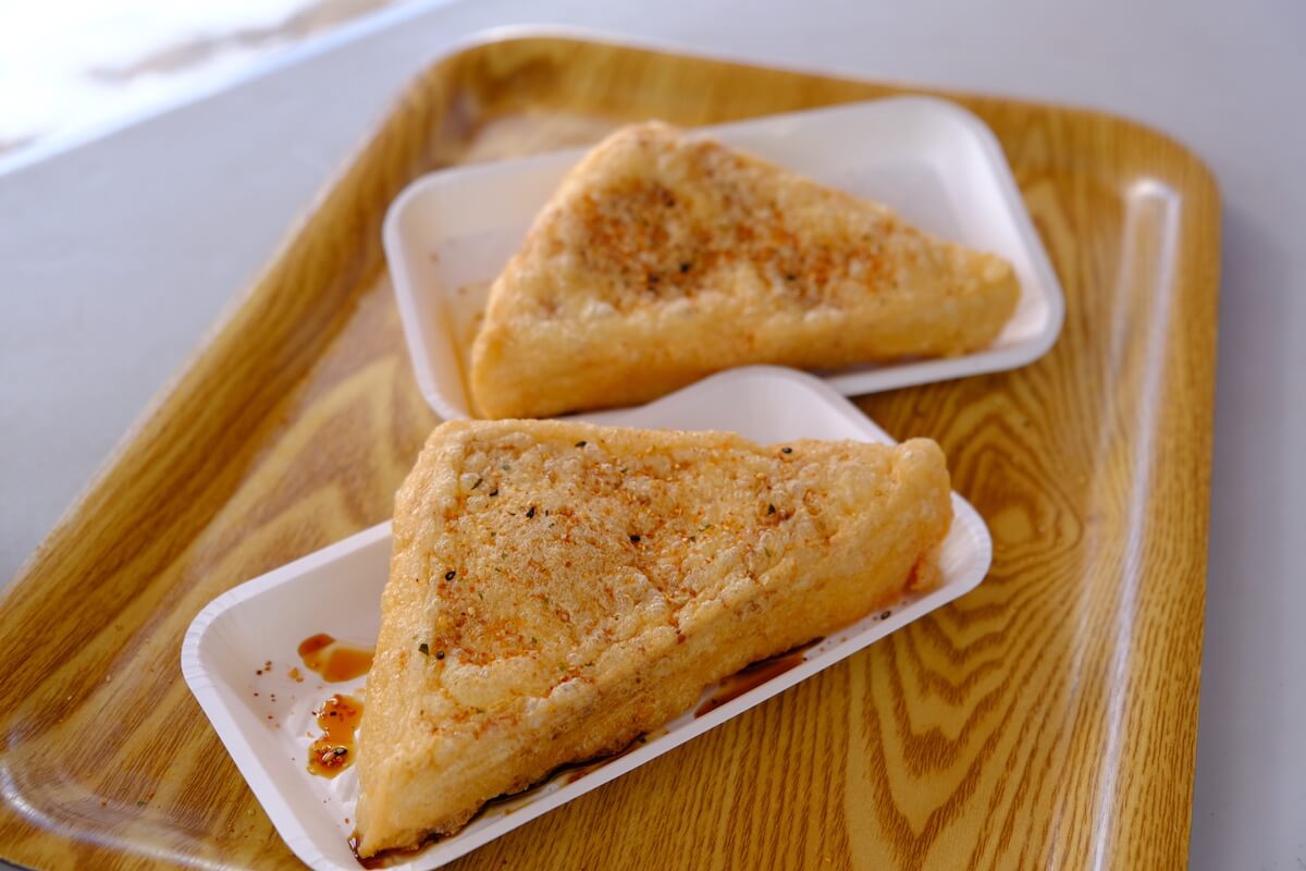 三角定義あぶらあげ 1枚130円