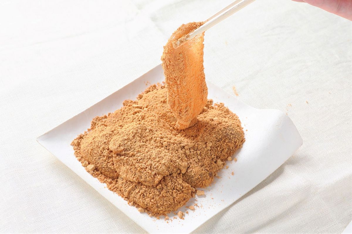 「新地わらび（深炒きなこ）」480円