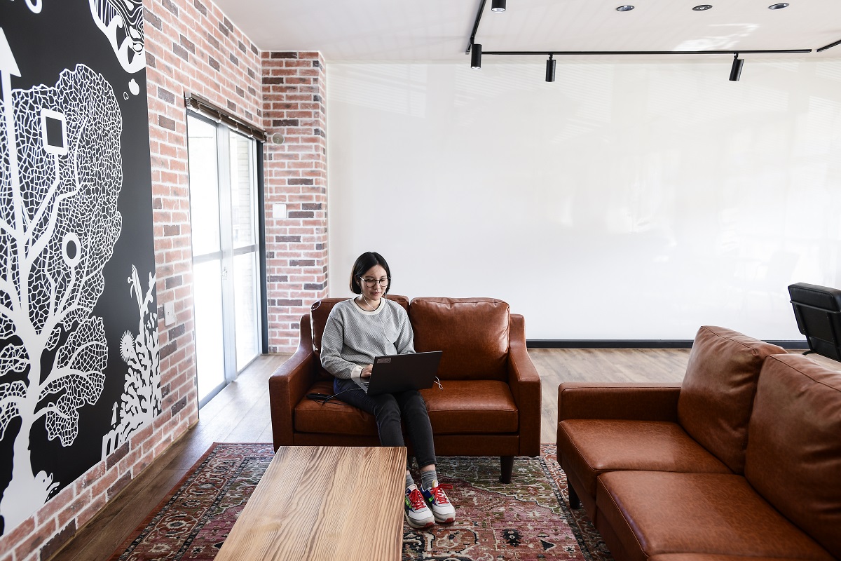 奄美大島の「奄美市WorkStyle Lab Inno」にて