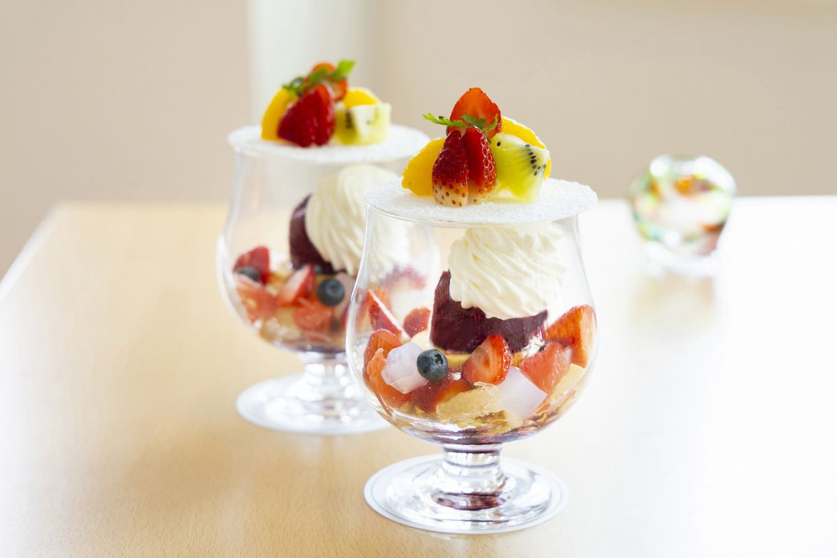 小樽洋菓子舗「LeTAO」とのコラボレーションスイーツ「目覚めのフロマージュパルフェ」