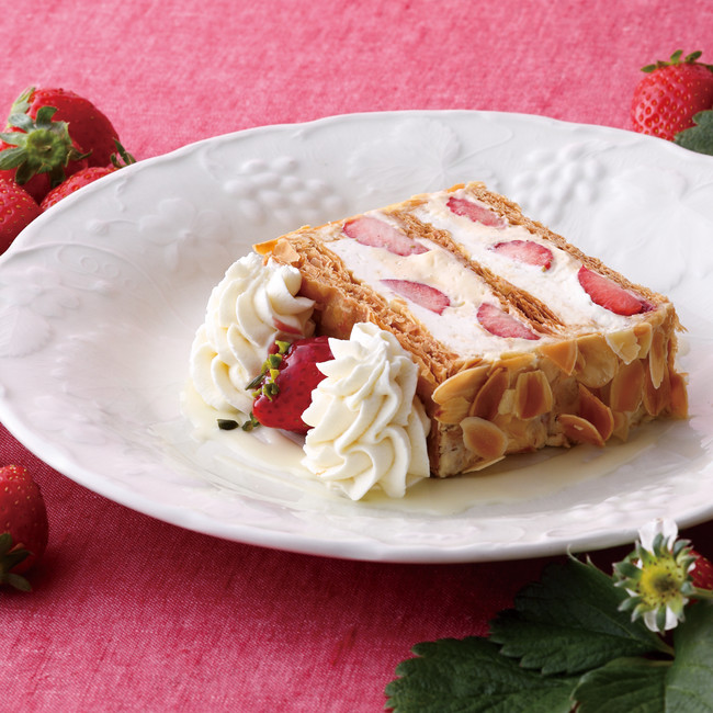 「ホワイトショコラナポレオンパイ」1430円