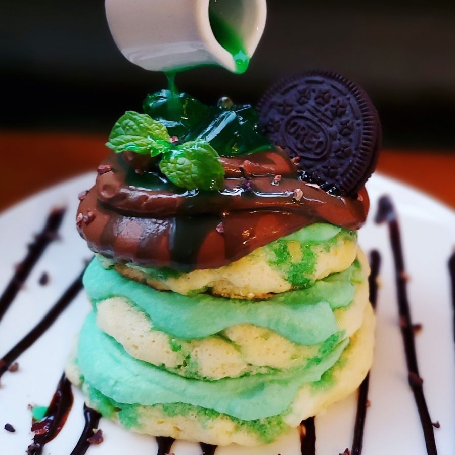 「チョコミントエスプーマのパンケーキ」1400円