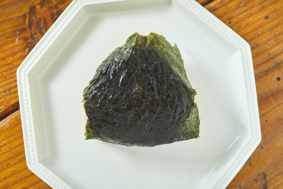 玄米おにぎり ジンジャー味噌 237円