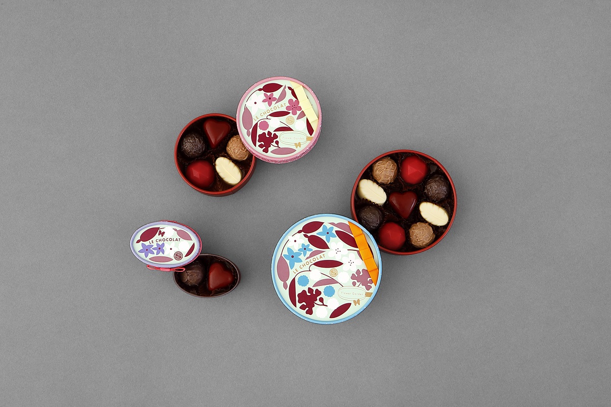 「ル・ショコラ」 2個入 594円／5個入 1485円／9個入 2592円
