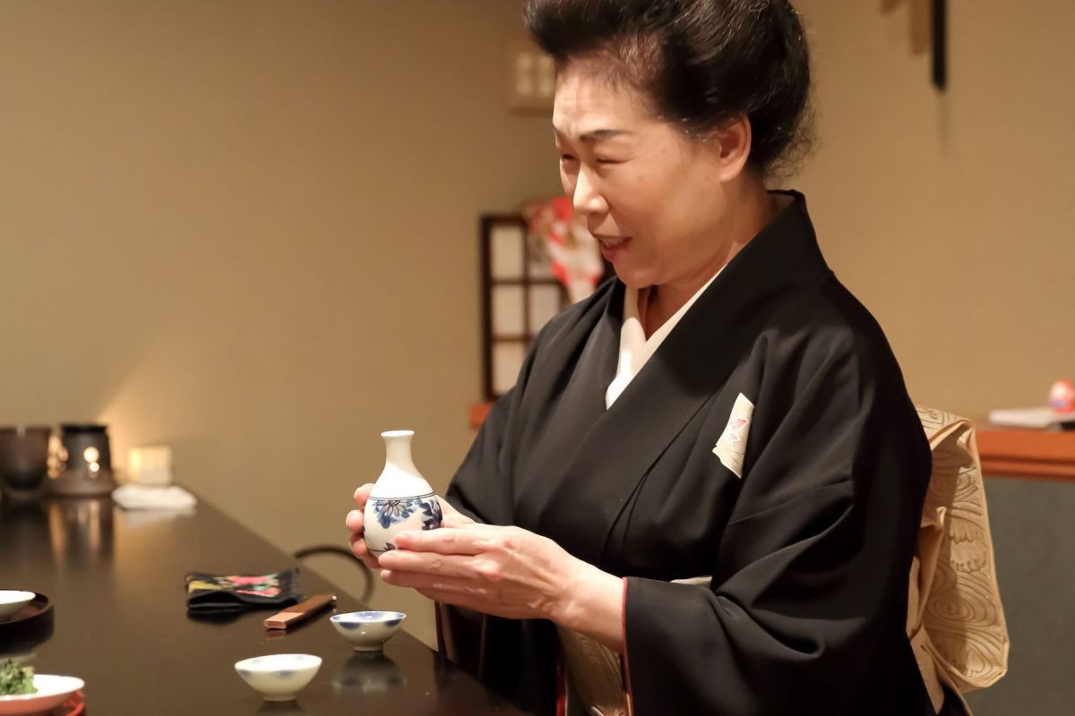 【金沢で体験】ひがし茶屋街「雀」で一見さんOKのお座敷を体験!