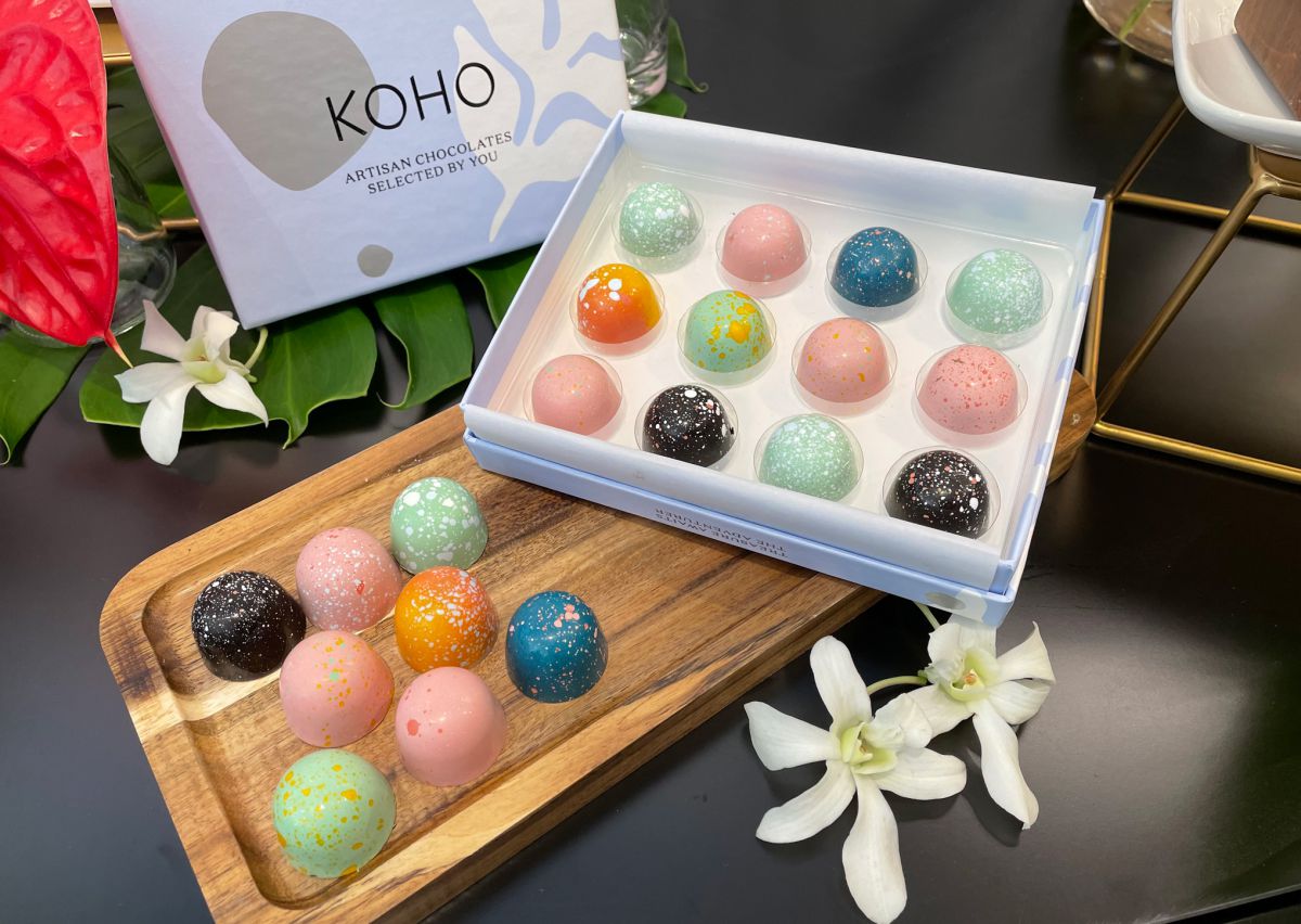 「アソートチョコレート」12個入 $30～