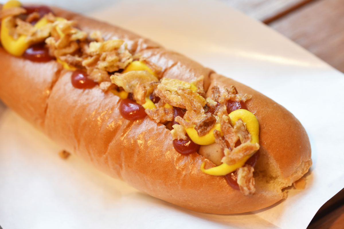 「ホットドッグ」380円