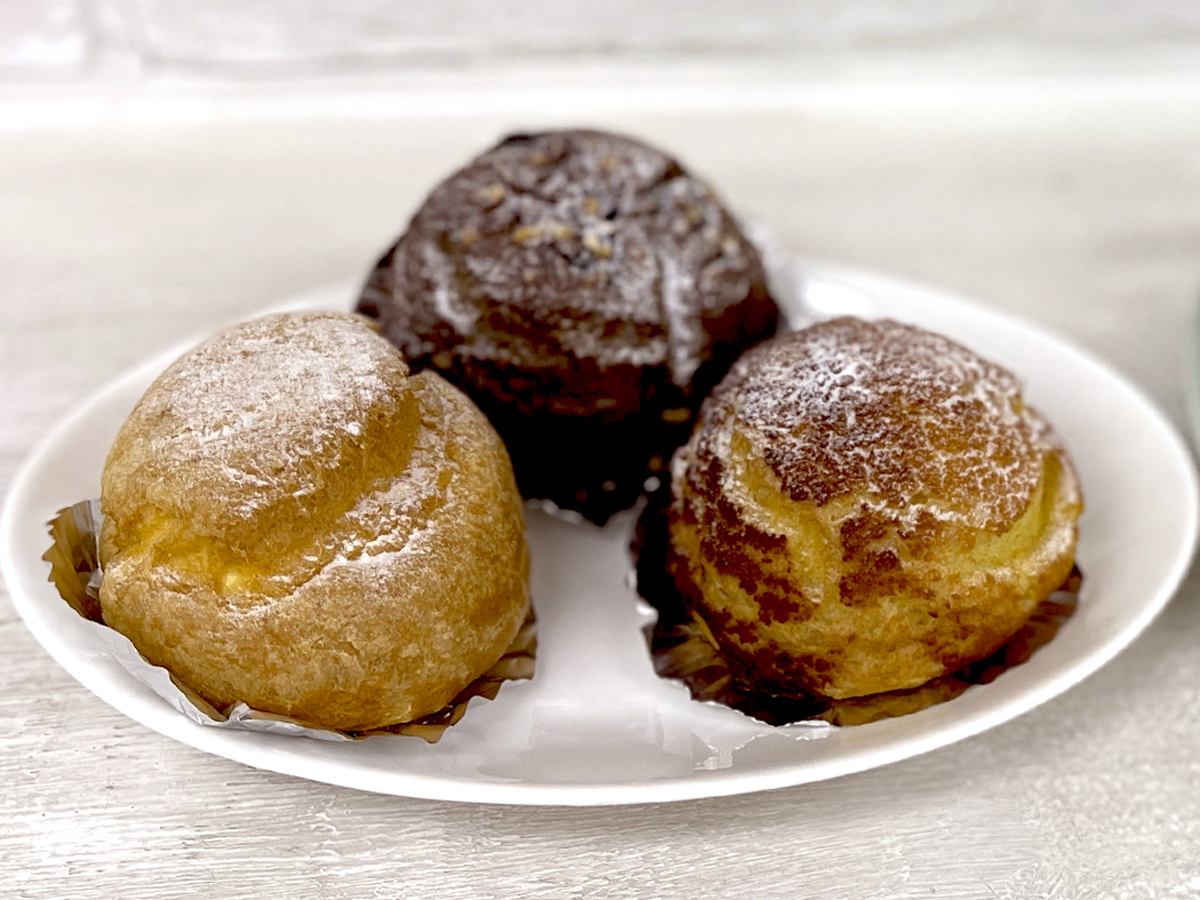 「オーダーシュー」左から「SOY」「チョコ」「プレーン」