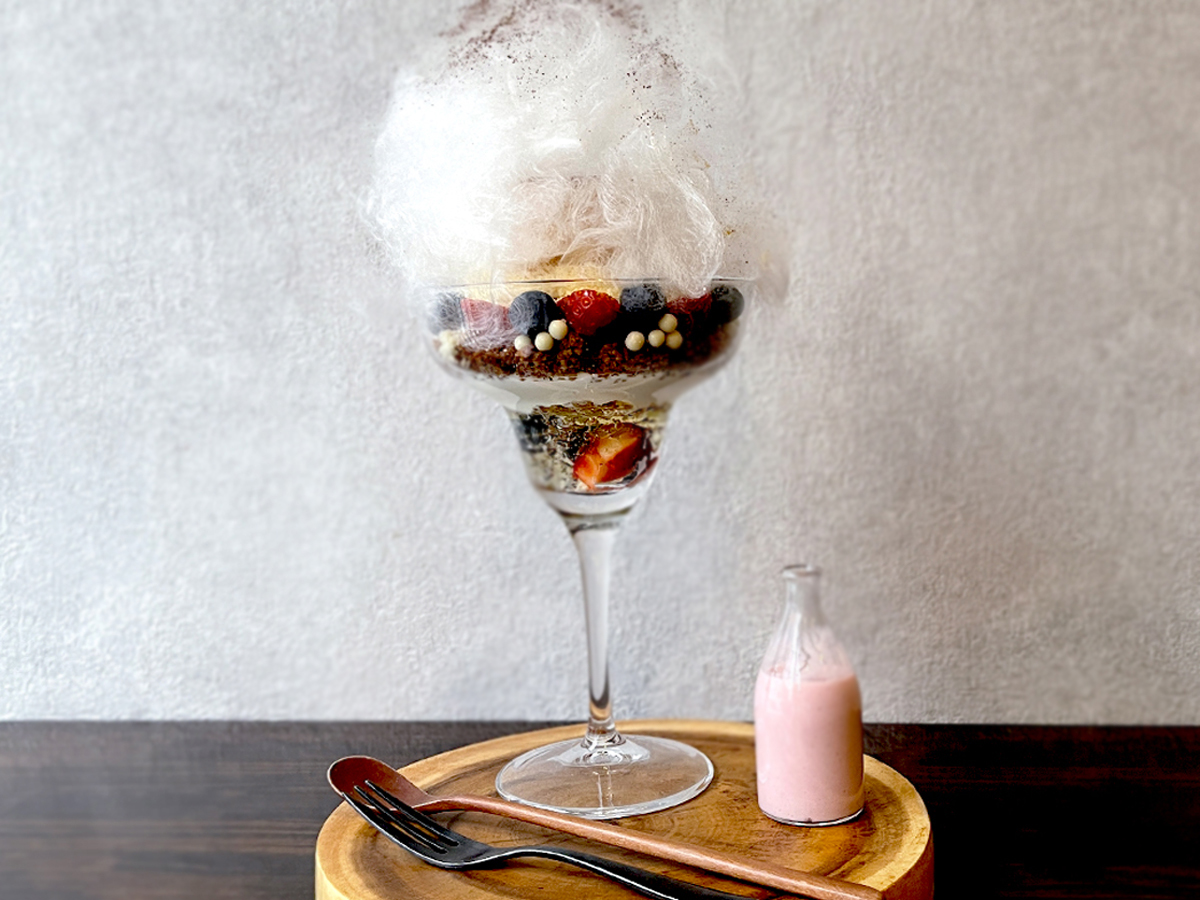 季節のおパフェ　飴飴CLUB 浪漫飛行」