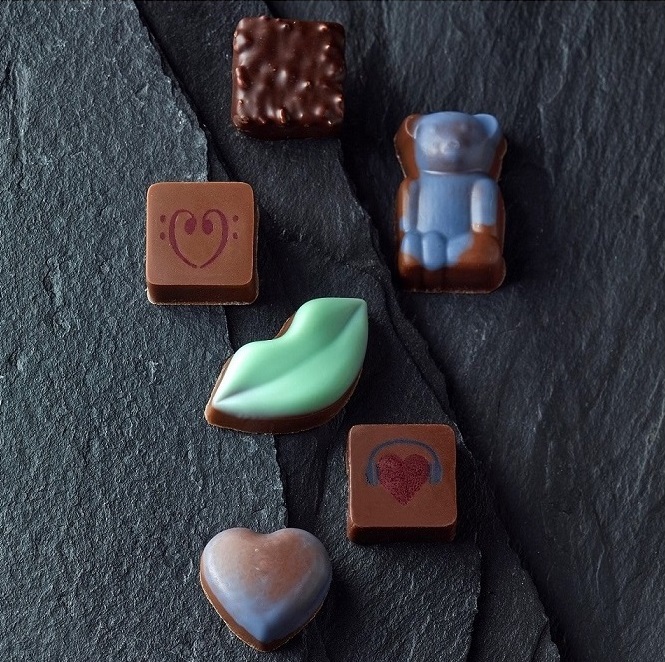 ジャン＝ポール・エヴァン「ボンボン ショコラ ミュージック」（10個入）3996 円