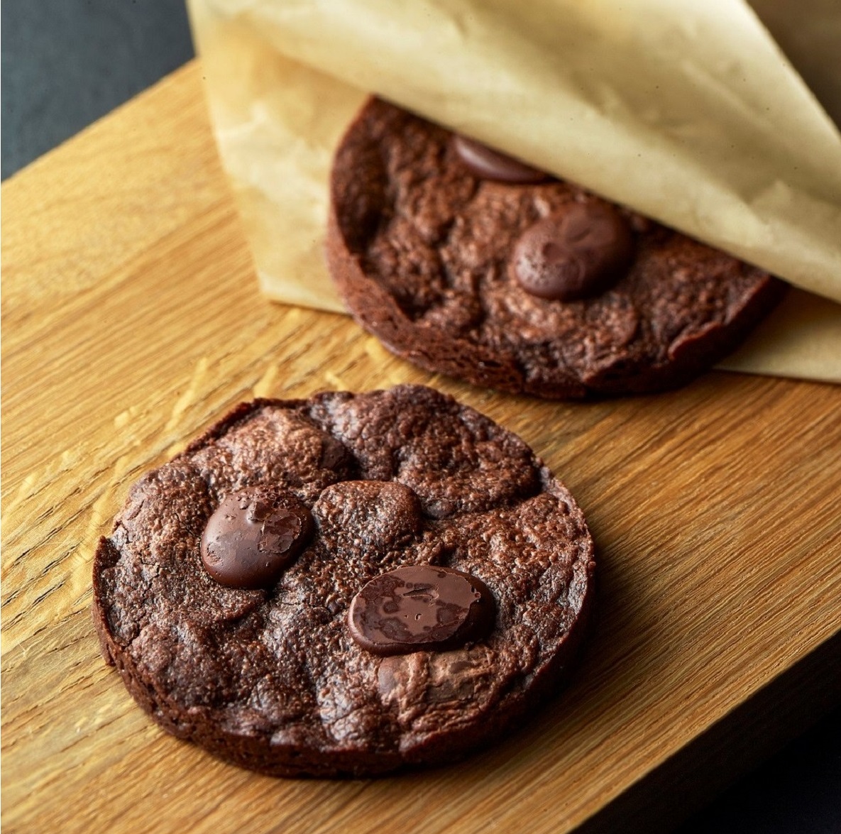 ＜西武池袋本店限定＞ブノワ・ニアン「クッキー オ モルソード ショコラ」（ハシェンダ ビクトリア）1個648円