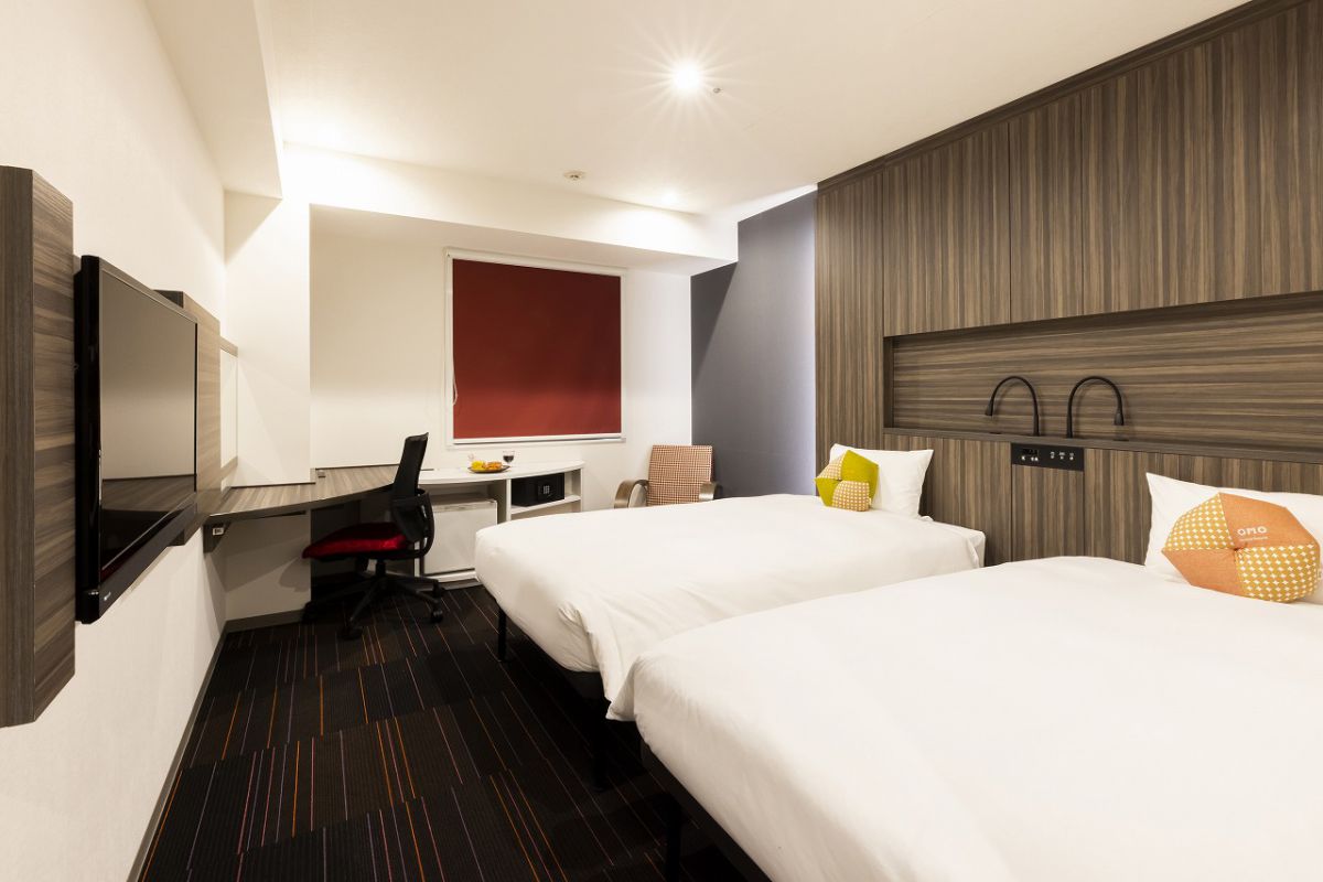 部屋でゆっくりとおしゃべりや晩酌も楽しめる「スーペリアルーム」