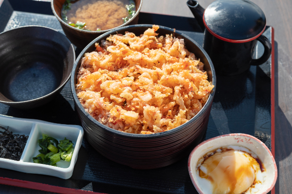 桜えびひつまぶし定食980円