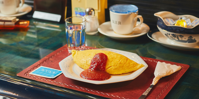 「オムライス（スープ・サラダ付き）」800円