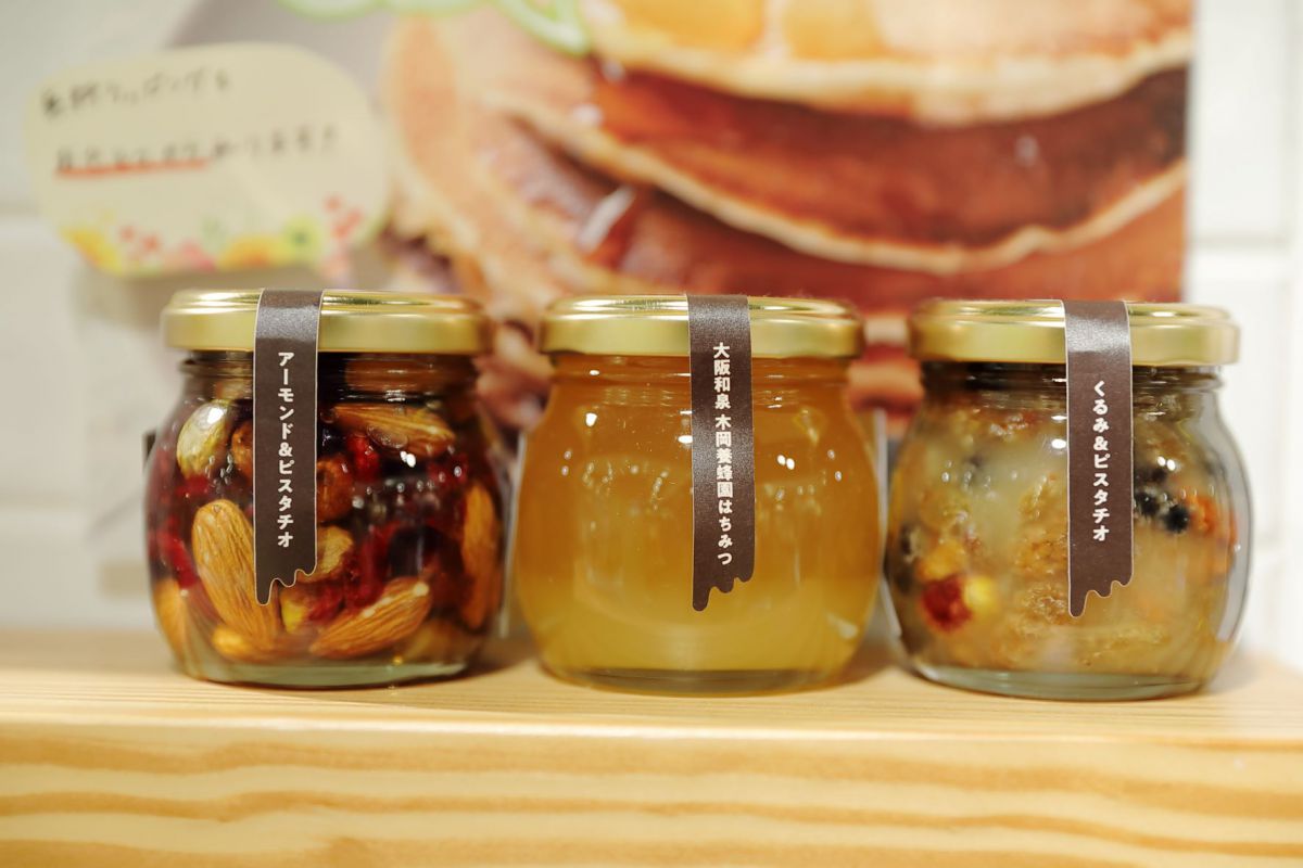 新大阪駅でワンランク上のばらまきみやげを。「HACHIMITHU SWEETS en-nui」のはちみつスイーツ