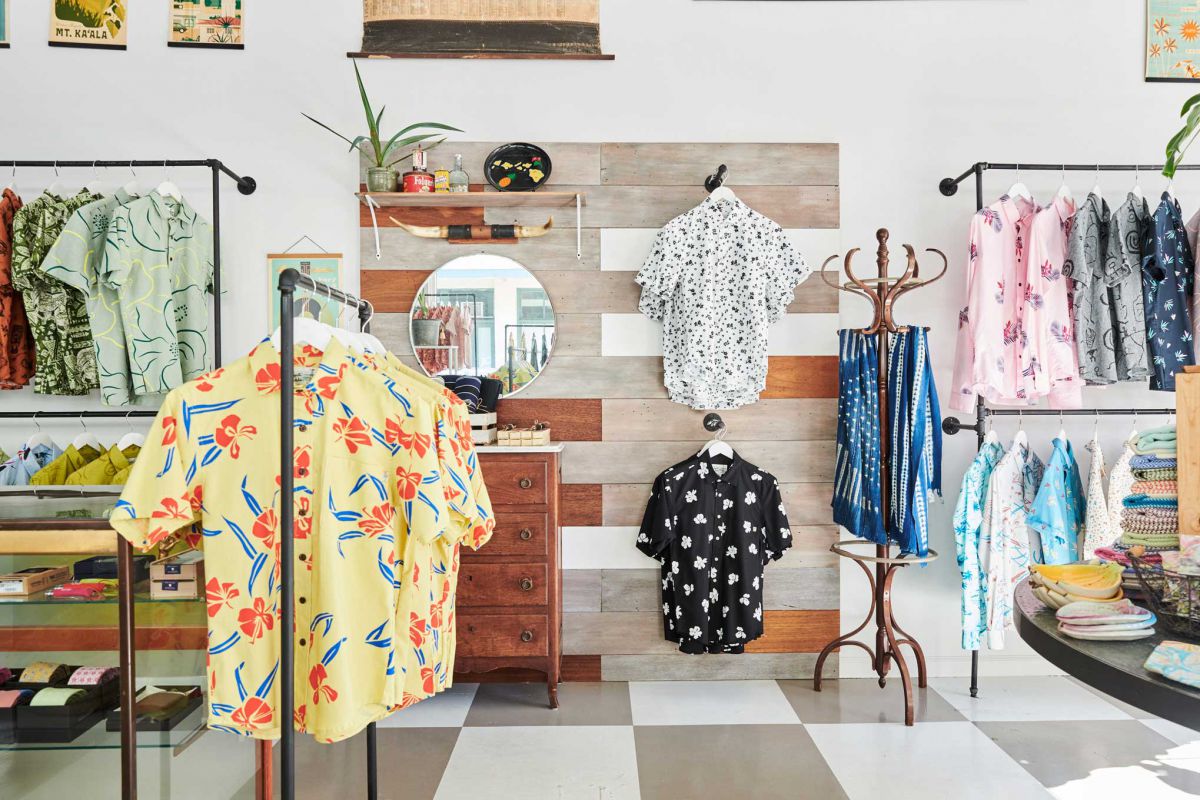 「アロハシャツ各種」$125～　