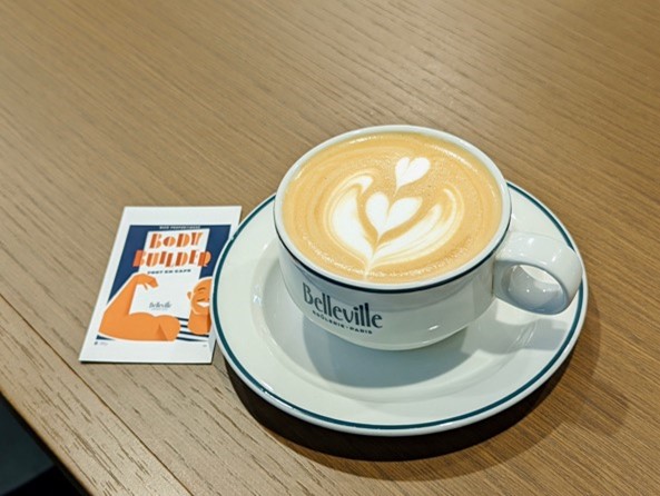 「カフェラテ」550円～