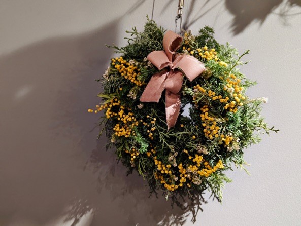 「ミモザ」のリース8800円