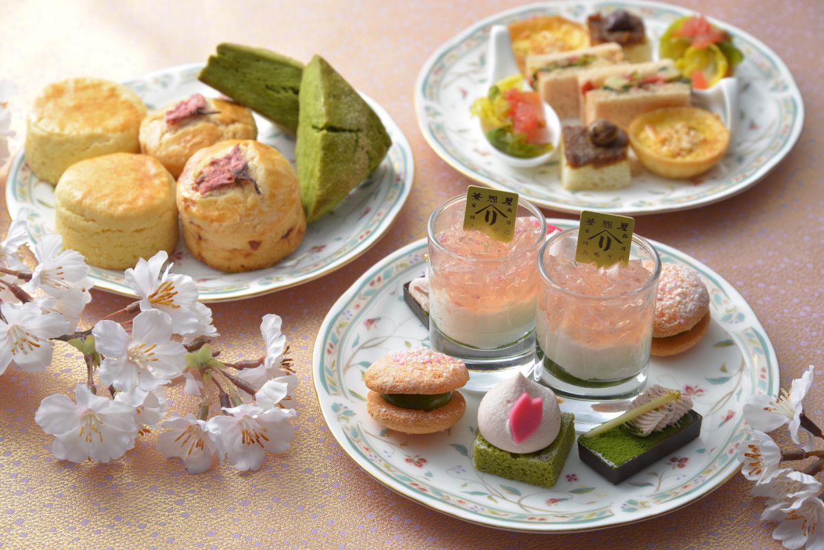 「桜＆宇治茶アフタヌーンティー」5950円（WEB予約5450円）、「ウエルカムドリンク付き」6450円（WEB予約5950円）