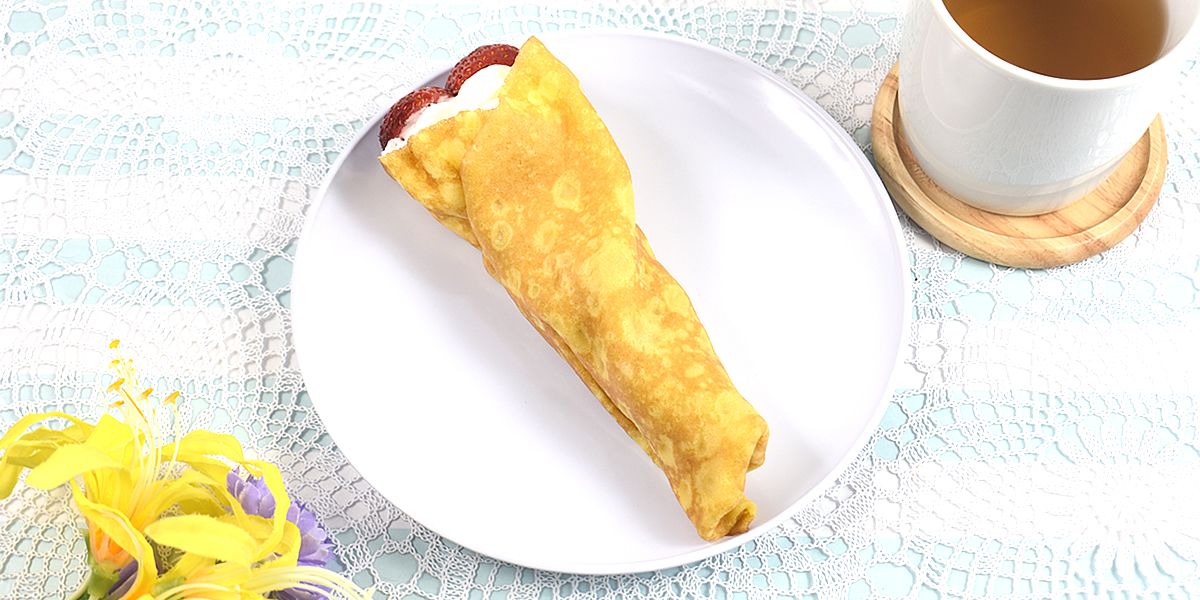 ファミリーマート、いちごのクレープ