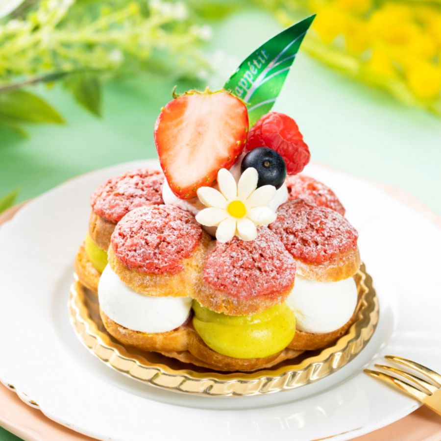 「いちごのパリブレスト」 900円