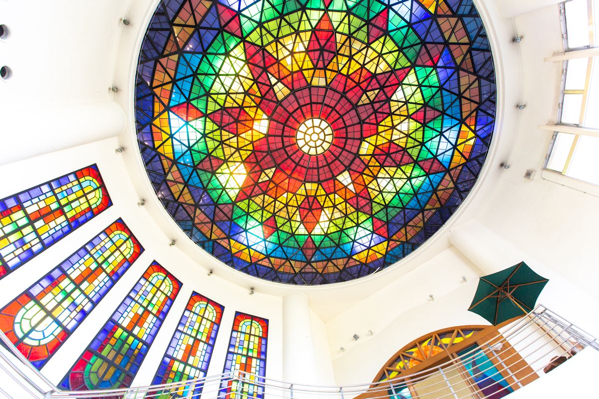 Ryukyu Glass Life Shopに入ったら上を見上げてみよう