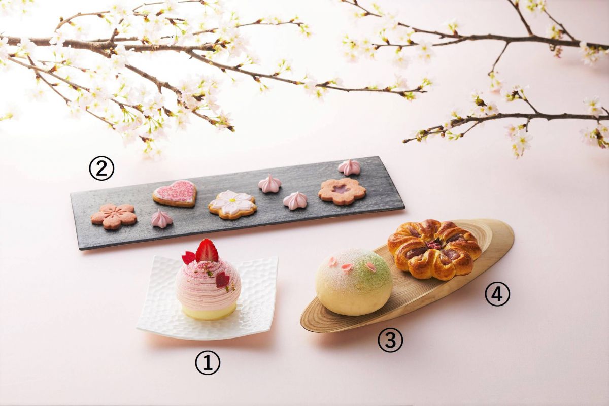 さくらのモンブラン648円　さくらのクッキーセット864円　さくらホワイトブレッド324円　チェリーブロッサム324円