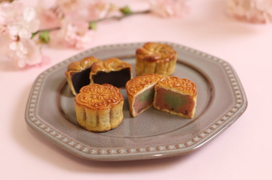 【伊勢丹新宿店限定】<円果天>円果天月餅 桜詰合せ 2376円 (桜・桜の花 黒胡麻餡×各4個/計8個入)