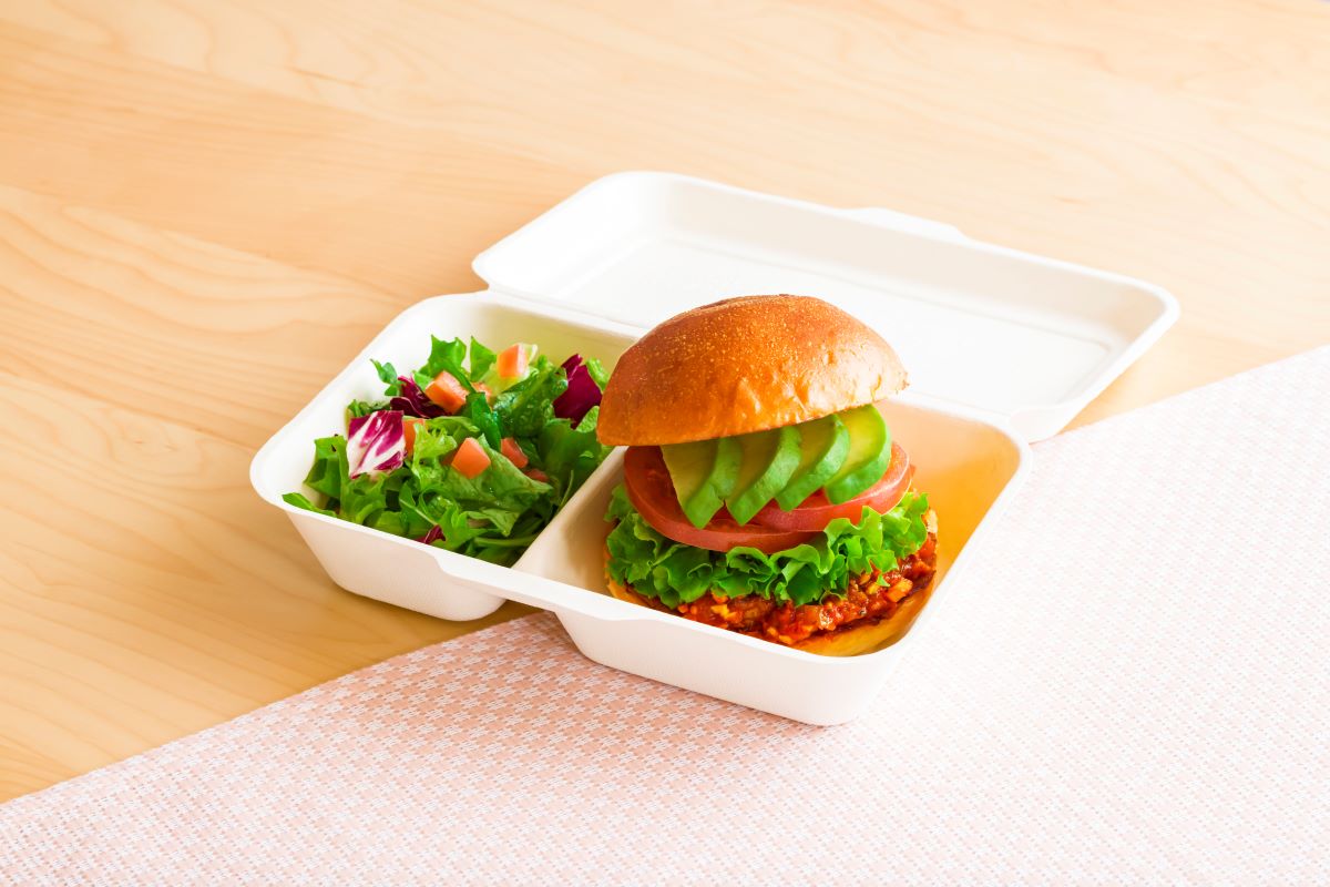 「ヴィーガンアボカドバーガー」 テイクアウト1450円