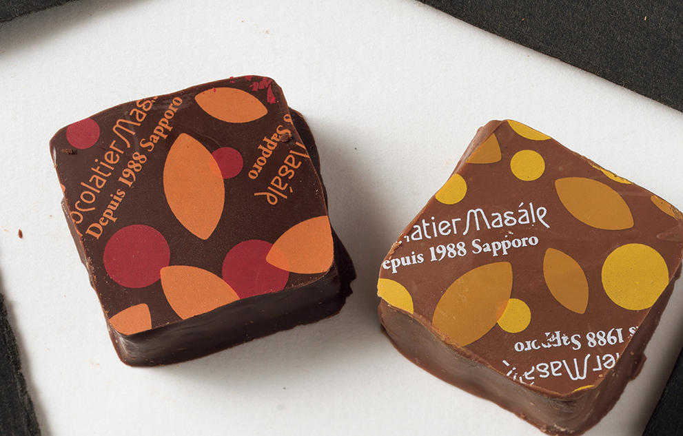 ショコラブラウニースイート＆ラクテ16個入1944円（ショコラティエ マサール 出発ロビー売店）