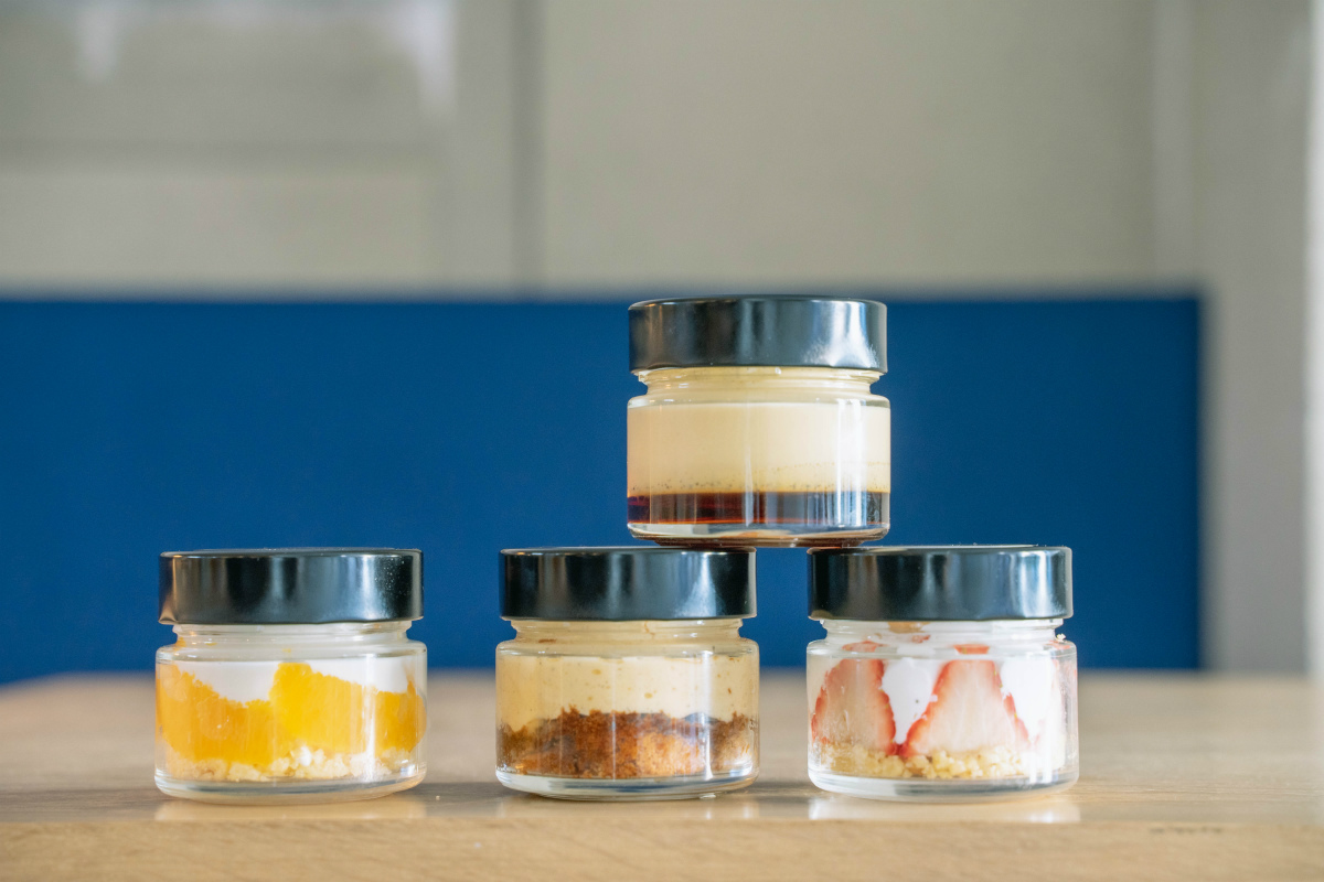 「ジャースイーツ」（500円〜）