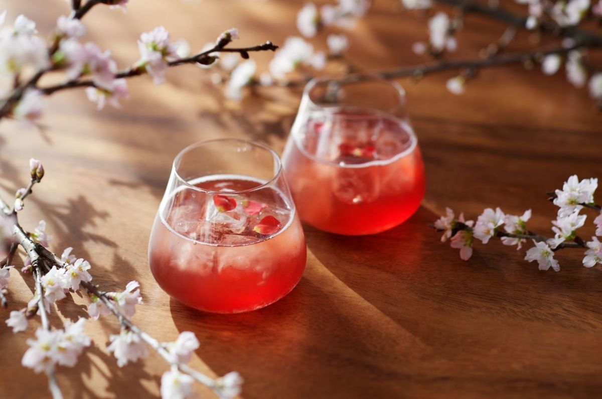 桜カクテル/フラワーティー 2,600円