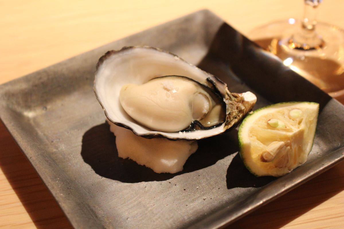 蒸し牡蠣(大入島オイスター)とかぼす