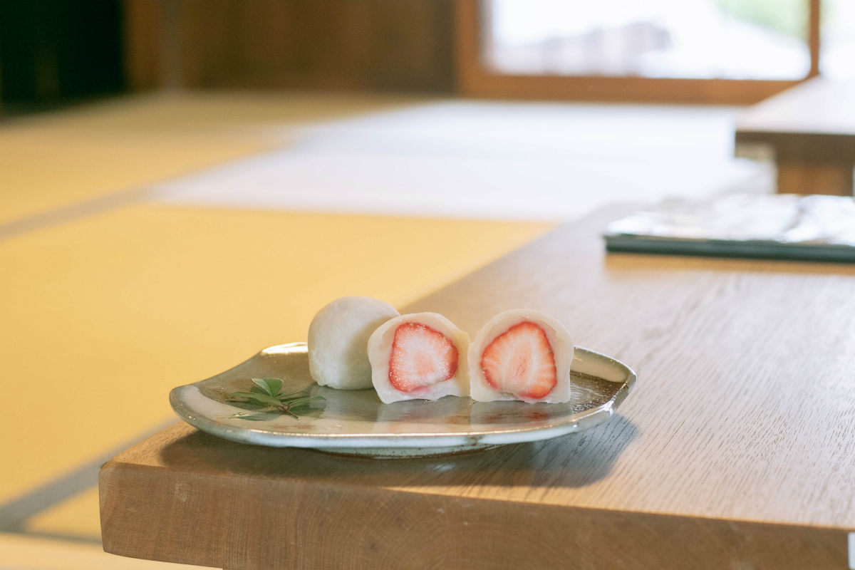 「いちご大福」800円 ※ドリンクセット