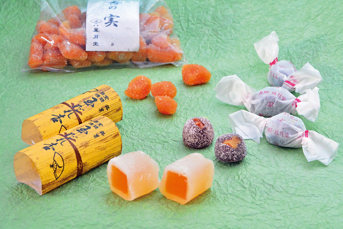 写真時計回りに、商品名　000円、商品名　000円