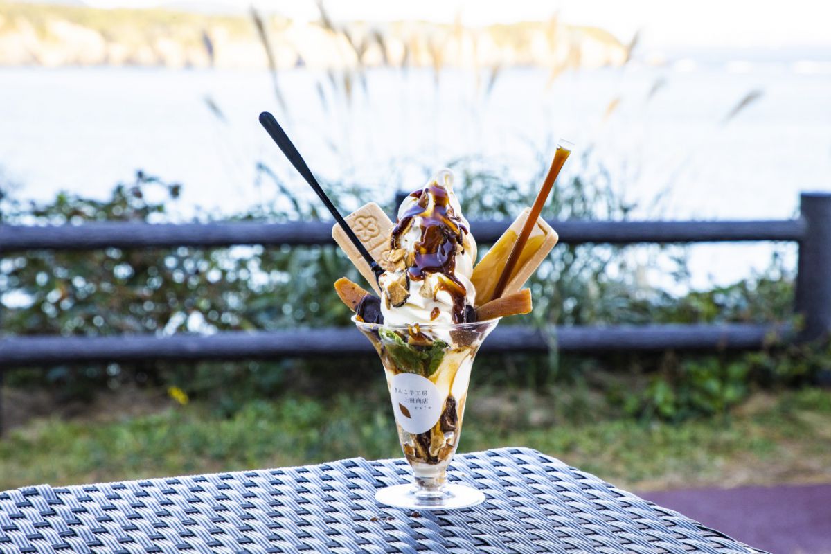 上田商店 灯台カフェ