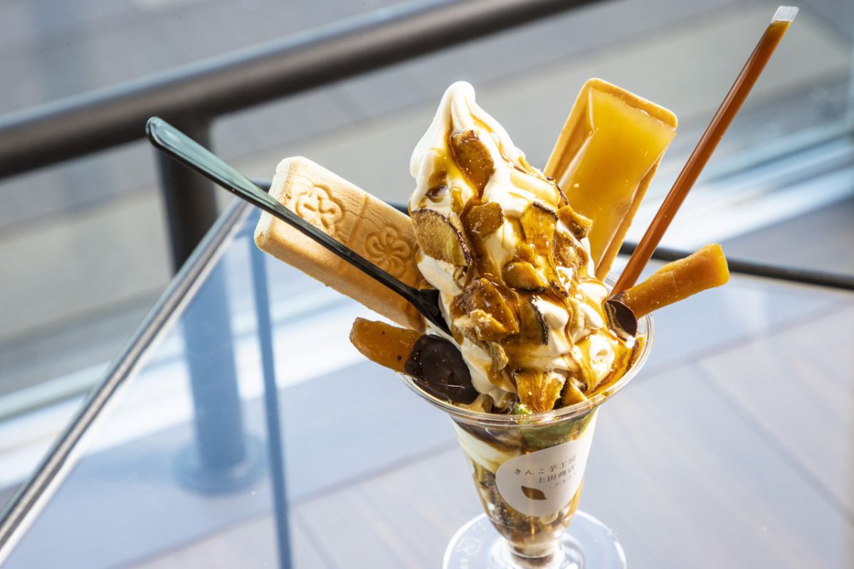 上田商店 灯台カフェ