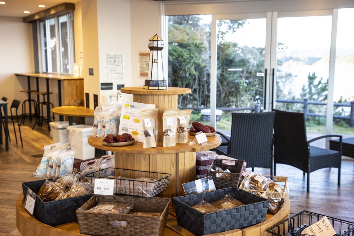 上田商店 灯台カフェ