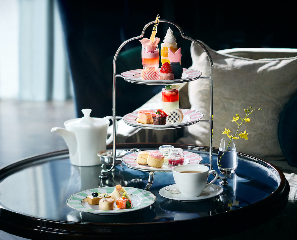 ニューヨークファッションの注目トレンドを反映させたストロベリーアフタヌーンティー