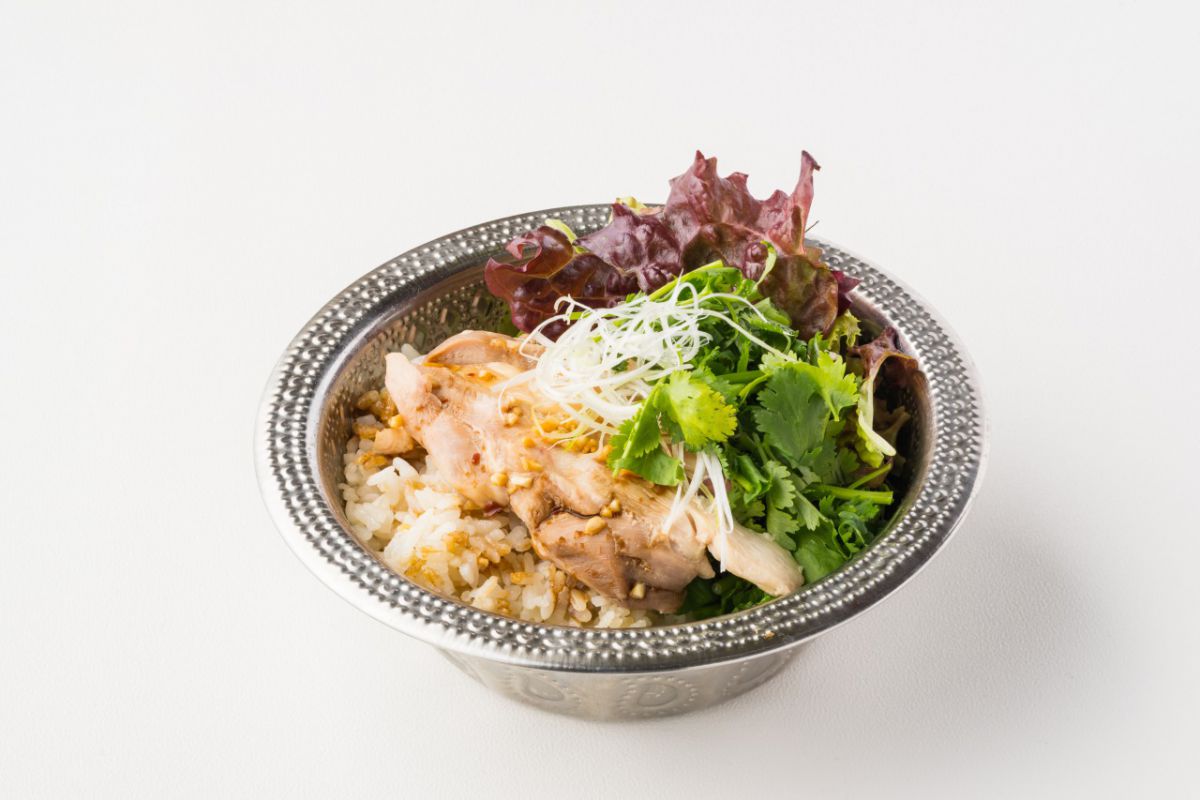 ランチ限定　ふぉーとガー丼のセット 950円