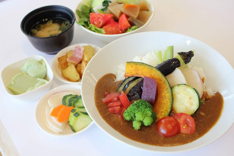 野菜ごろごろカレー1280円